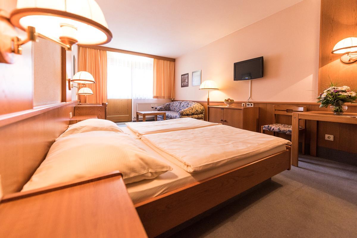 Gasthof Zum Hirschen Burgau Kültér fotó